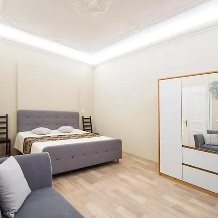 Navratilova Apartman *